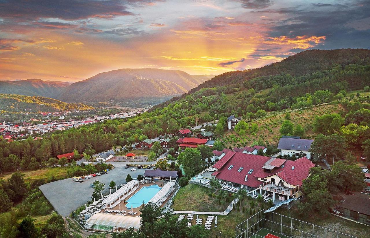 Complex Turistic Creanga Resort & Spa Tîrgu Ocna Buitenkant foto